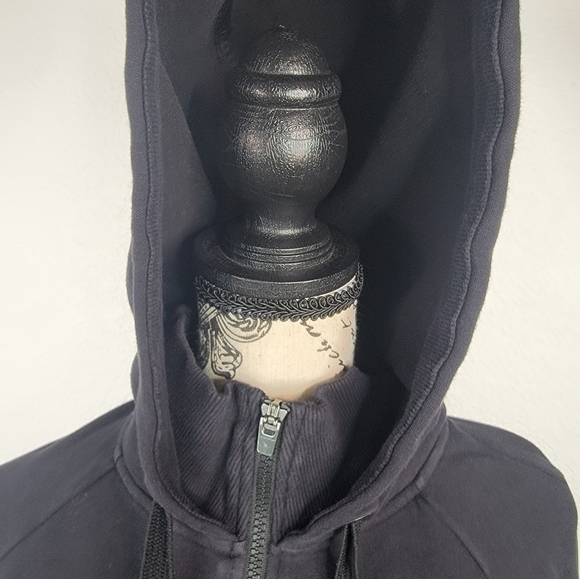 Athleta Sz M Triumph Zip Up Sweater Hooded Thumbholes Full Zip Black - Picture 5 of 10